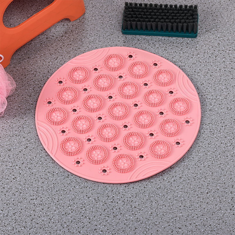 Round Crystal-Spike Anti-Slip Bath Mat